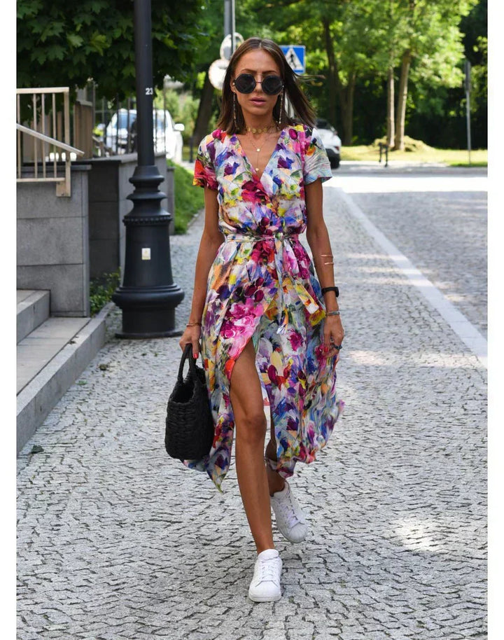 Julia | Vestido Elegante com Decote em V e Corte Modelador