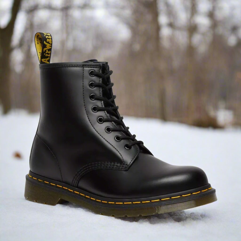 MARTEN | BOTAS ELEGANTES COM ATACADORES