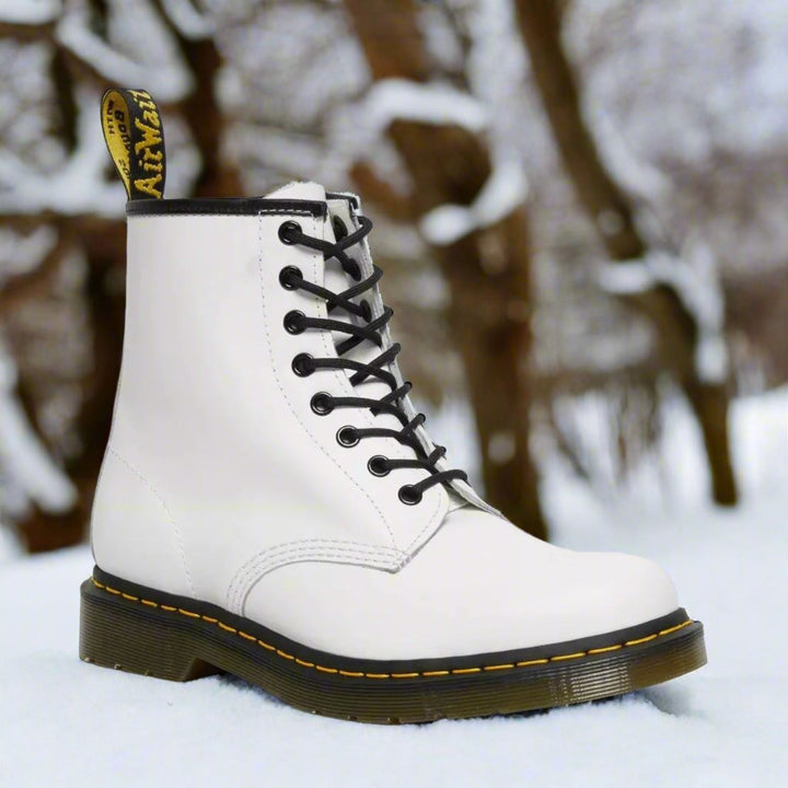 MARTEN | BOTAS ELEGANTES COM ATACADORES