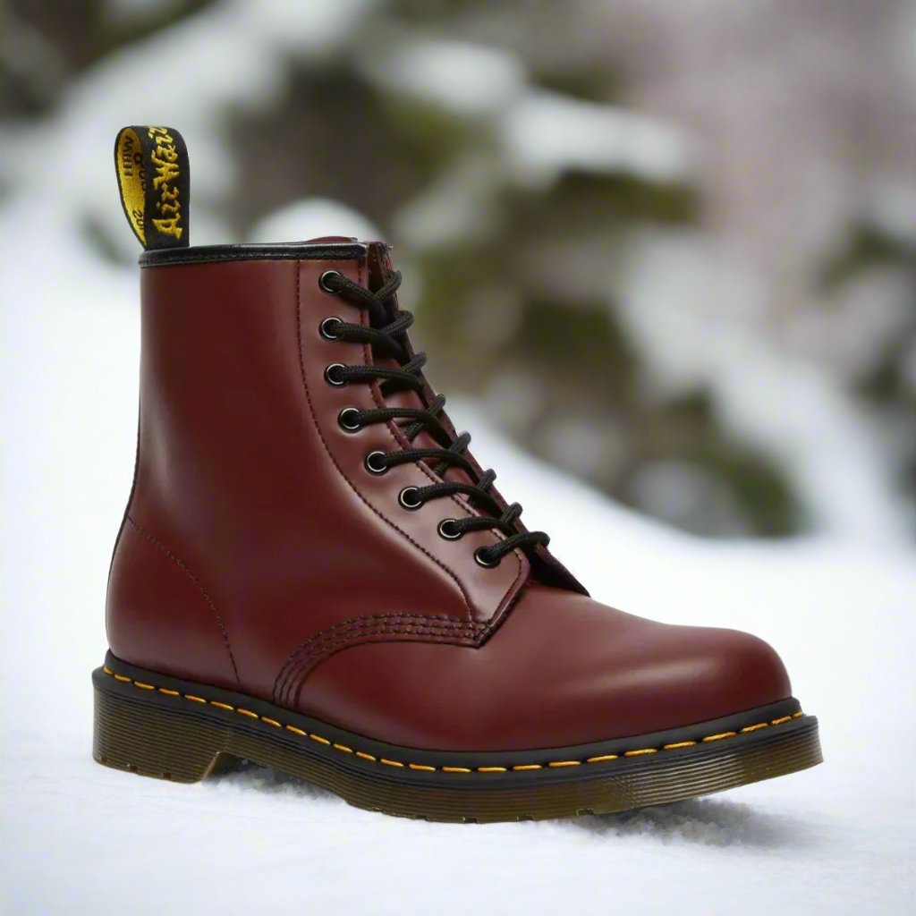 MARTEN | BOTAS ELEGANTES COM ATACADORES