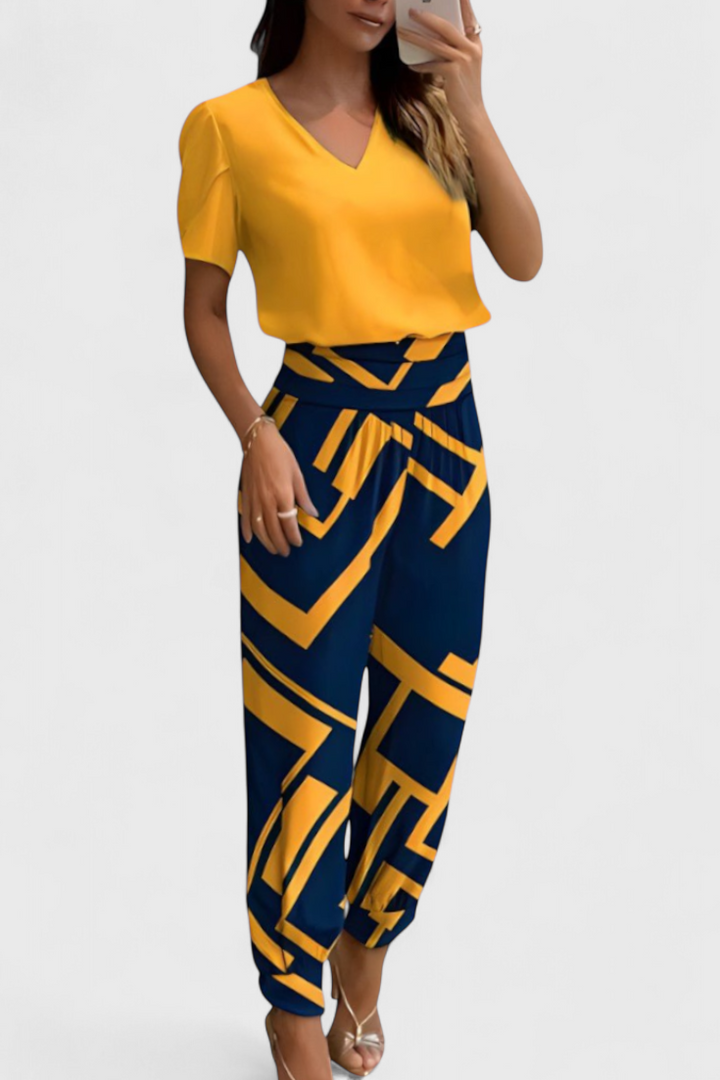 Cassandra - Conjunto de Blusa e Calças