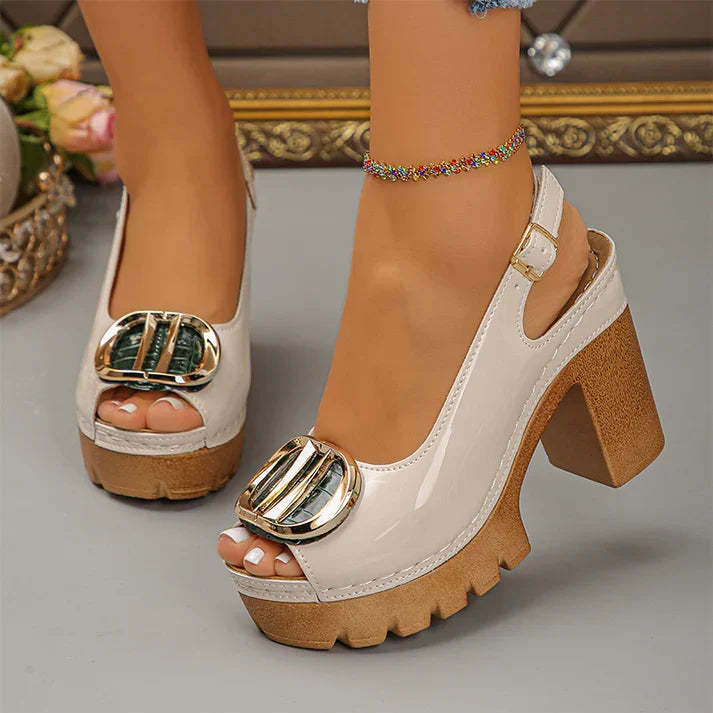 Eva - Sandálias Peep-Toe de Salto Largo com Fivela Metálica