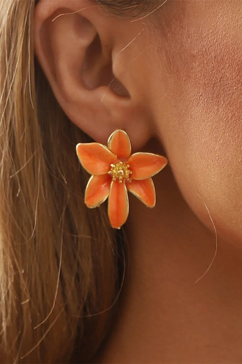 Brincos Vintage com Flor de Esmalte