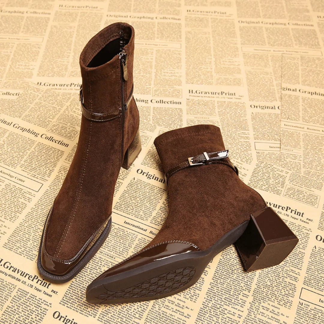 Avenor - Botins Efeito Camurça com Fivela